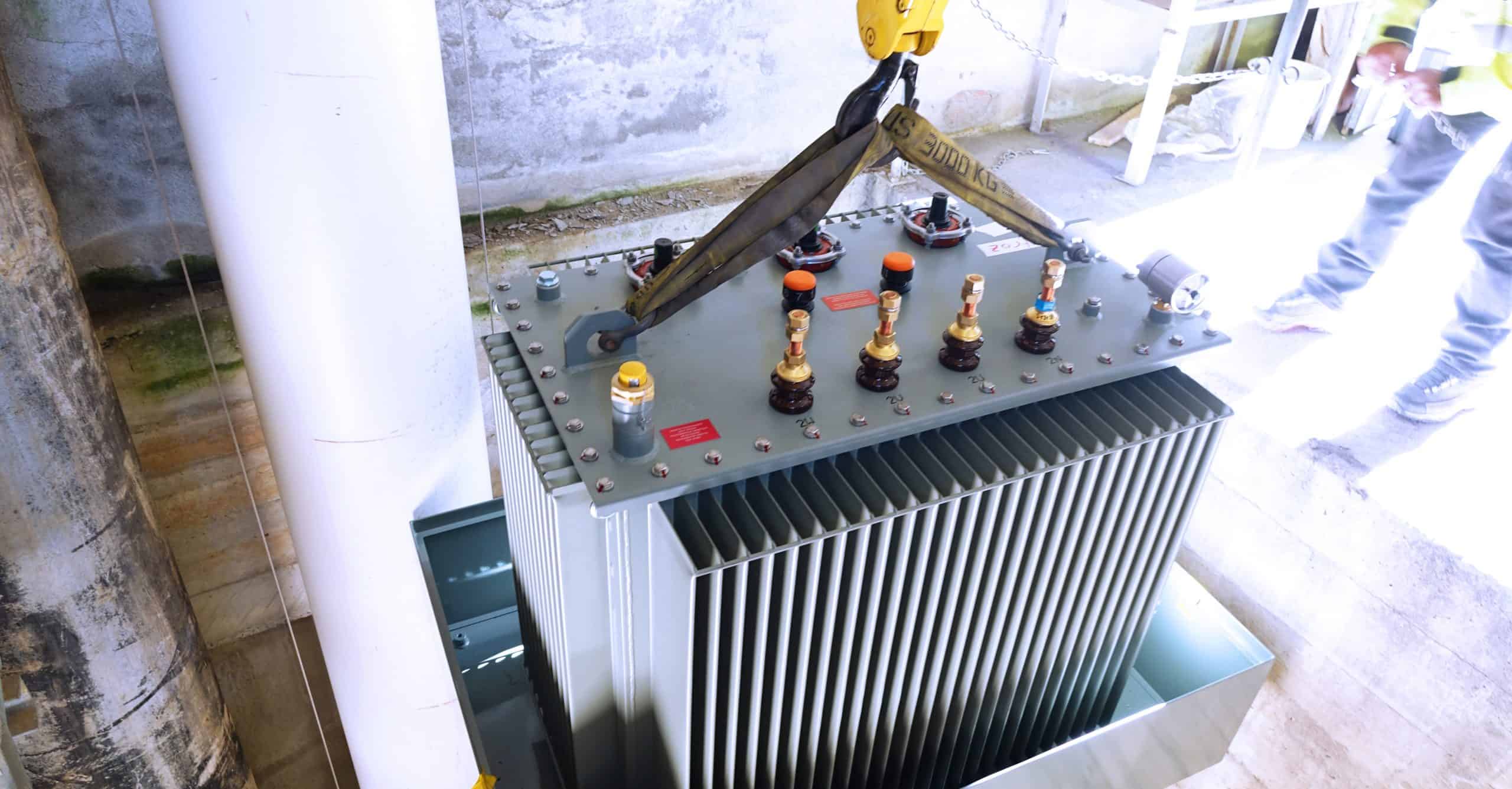 Installation distribution transformer in Switzerland