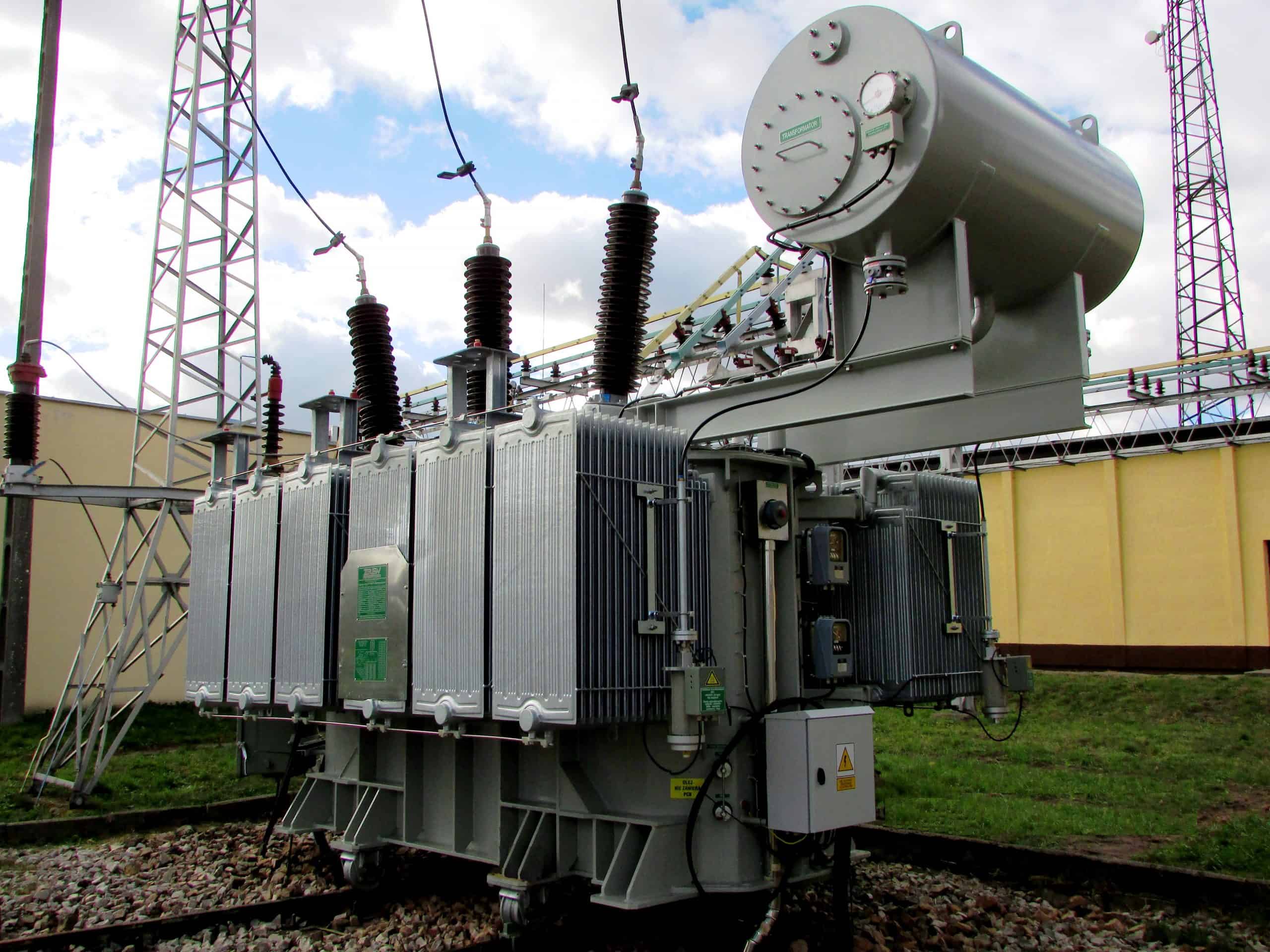 Special power transformer