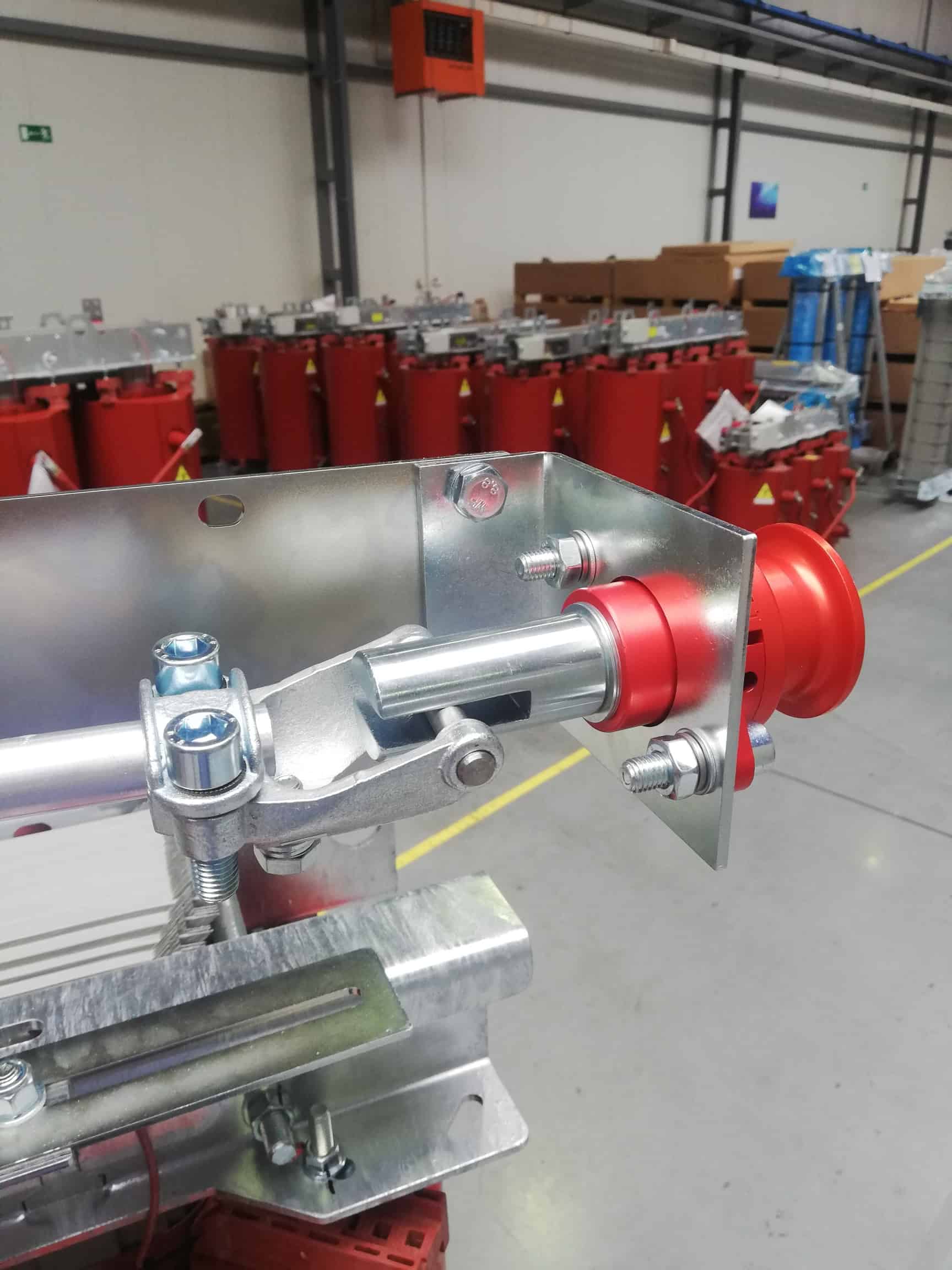 Earthing switch on dry-type transformer